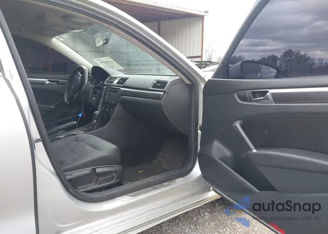 2017 Volkswagen Passat 1.8T R-Line from USA, damaged, VIN 1VWDT7A31HC023059